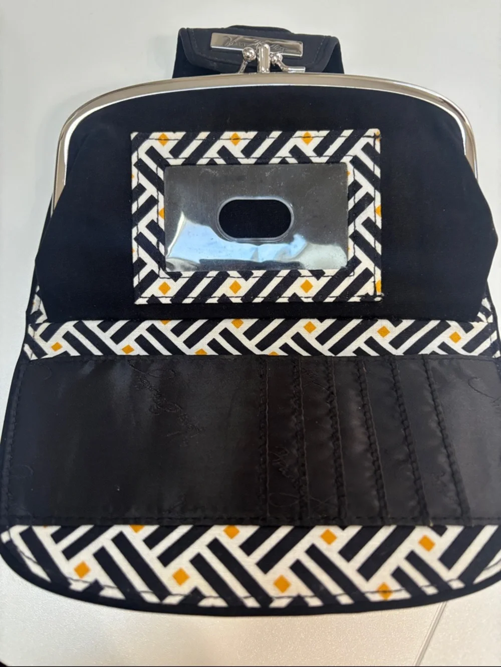 Vera Bradley Black Quilted microfiber Kiss N Snap wallet - Picture 4 of 5